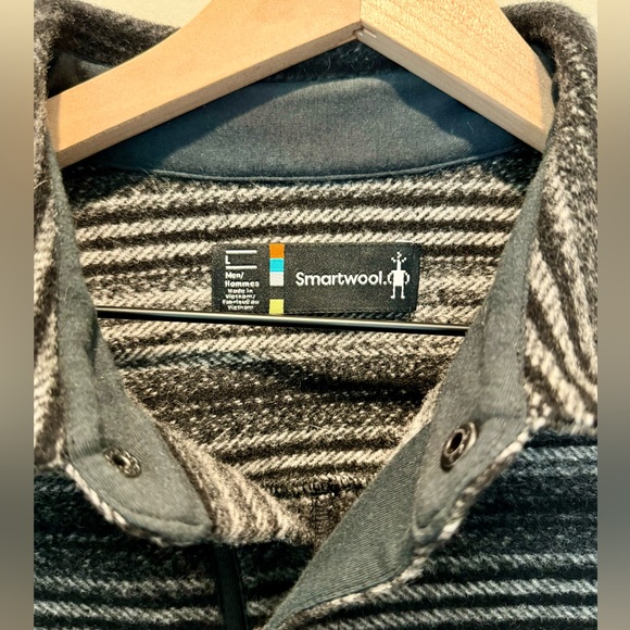 Smartwool Snap Button Flannel Style Jacket - Picture 3 of 3